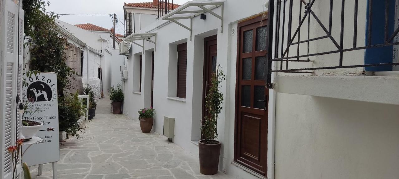 Το Στενάκι Apartment Skiathos Exterior foto