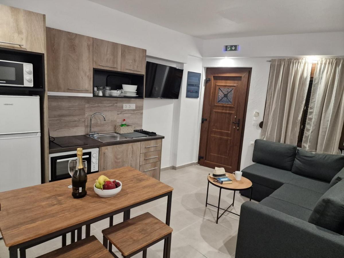 Το Στενάκι Apartment Skiathos Exterior foto