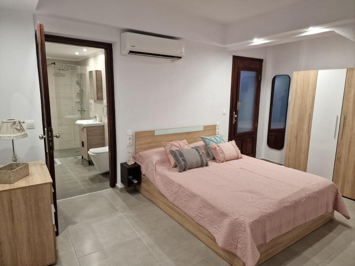 Το Στενάκι Apartment Skiathos Exterior foto