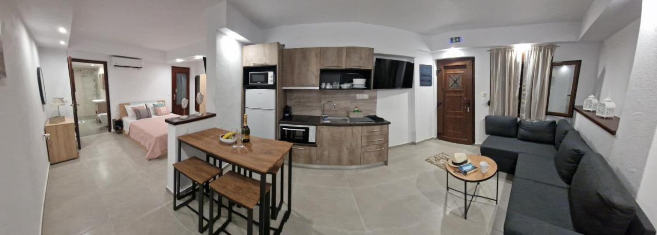 Το Στενάκι Apartment Skiathos Exterior foto